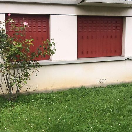 Ferienwohnung Yellena Villejuif Exterior foto